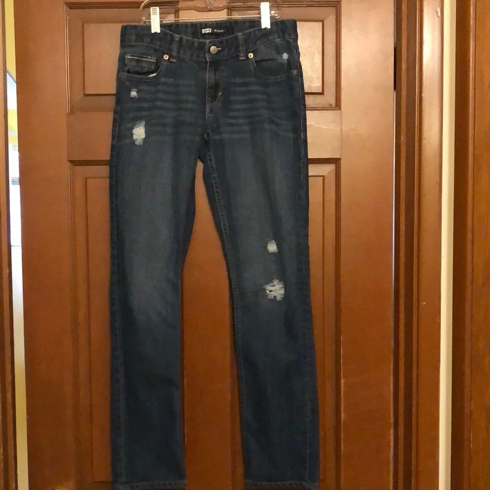 Levi’s distressed boyfriend jeans - Picture 1 of 4